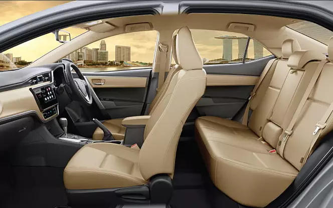 Toyota-Corolla-Altis-Interior-115000